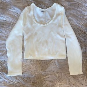 NWOT Love Tree Crop Long Sleeve. 💜